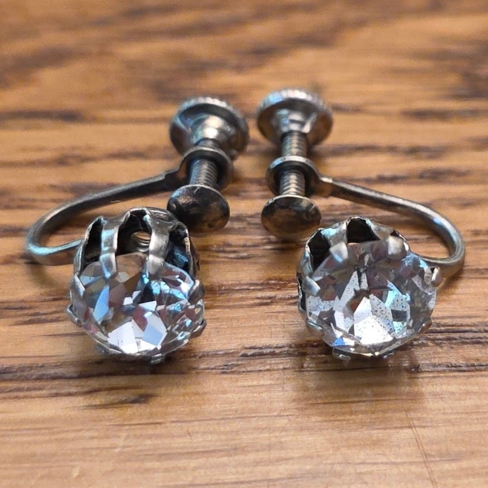 Vintage Silver Tone Clear Crystal Screw Back Earrings Round Solitaire 1950s Gift